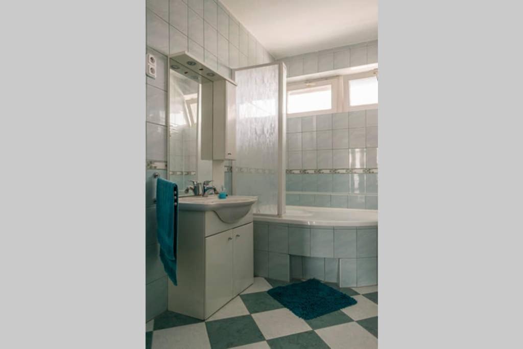 Aloe Apartman Sopron Exterior photo