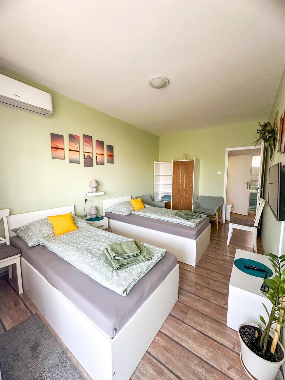 Aloe Apartman Sopron Exterior photo