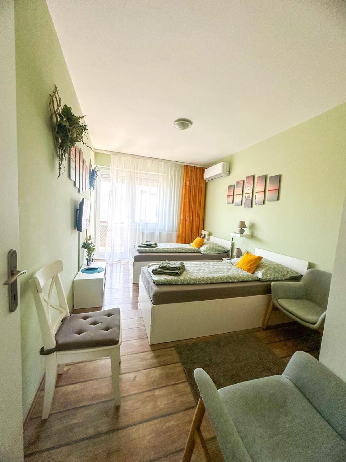 Aloe Apartman Sopron Exterior photo